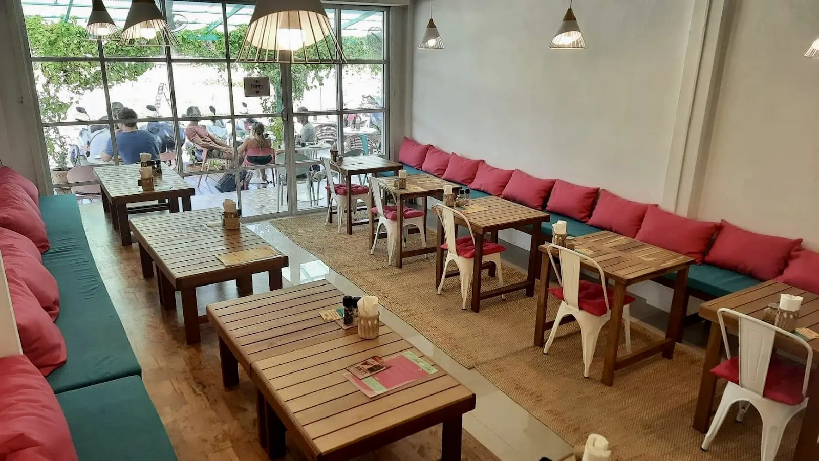 Mimi's Café