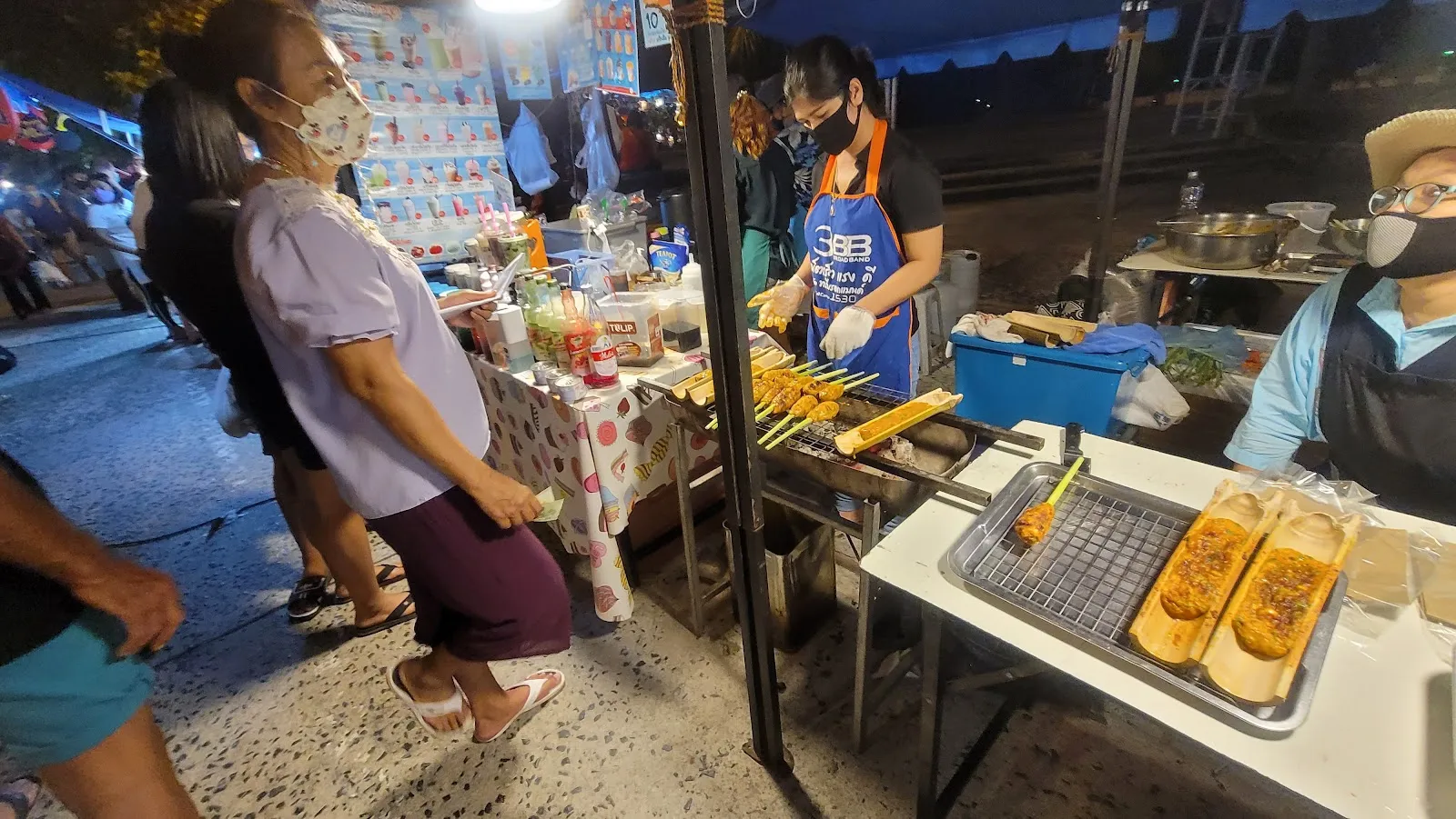 Saturday Walking Street Market - Image 8