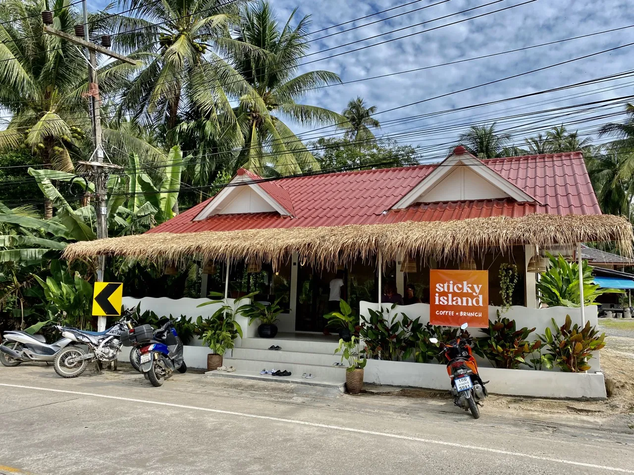 Sticky Island Cafe - Image 10